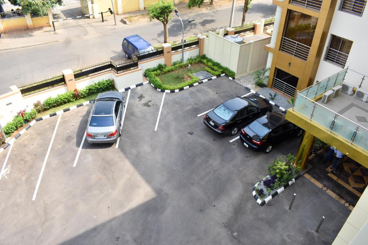 Qualibest Grand Hotels Abuja Exterior foto